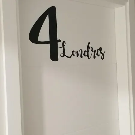 Estudios Arcos Aparthotel *