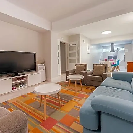 Hotel apartamentowy Estudios Arcos Teruel